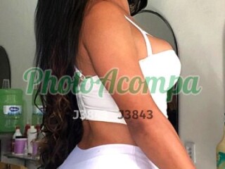 Cindy Carvalho morena toda grandona com corpo de dancarina 