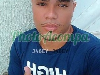 Lucas 21 983769067 um carioca novidade na cidade e doido para dar prazer 