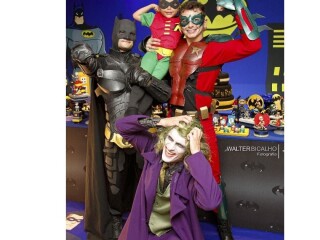 PERSONAGEM VIVO HEROIS BATMAN E ROBIN BH E REGIO Buritis Belo Horizonte Servicos para festas infantis e eventos no 264361891 