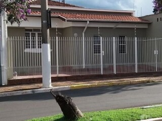 VENDESE CASA PARA FINS COMERCIAIS ou RESIDENCIAIS Cordeiropolis SP Encontre loja venda Cordeiropolis SP no 201295831 