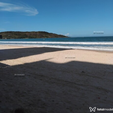 conheca-clara-acompanhante-em-guarapari-big-2