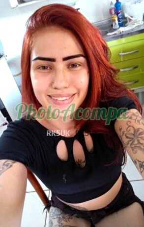 sophia-ruivinha-gostosa-atraente-gostosa-e-tatuada-big-1