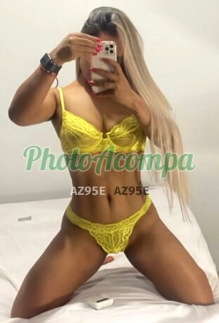 isabella-linda-carinhosa-elegante-e-toda-completa-big-0