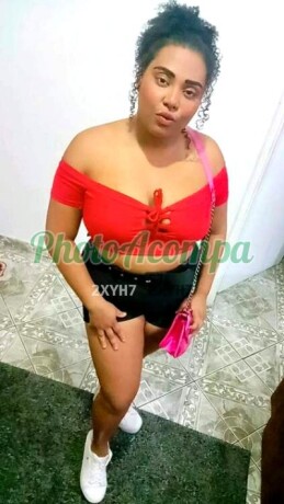 ariane-ninfeta-safada-bem-deliciosa-que-ama-chupar-big-1