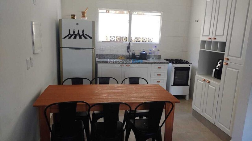 apartamento-em-enseada-guaruja-para-aluguel-de-temporada-145884-big-1